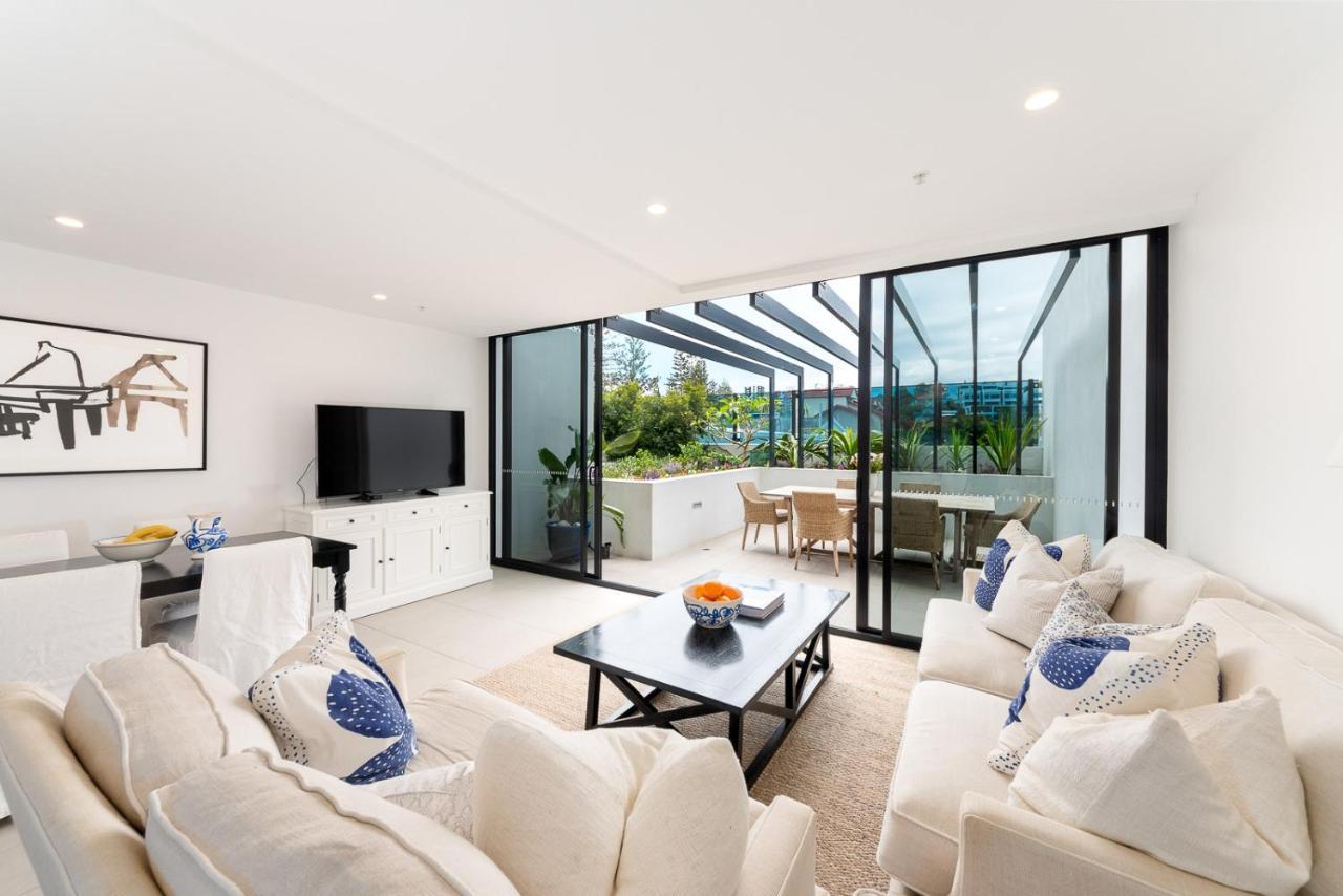 Iconic Kirra Beach Resort Gold Coast Buitenkant foto