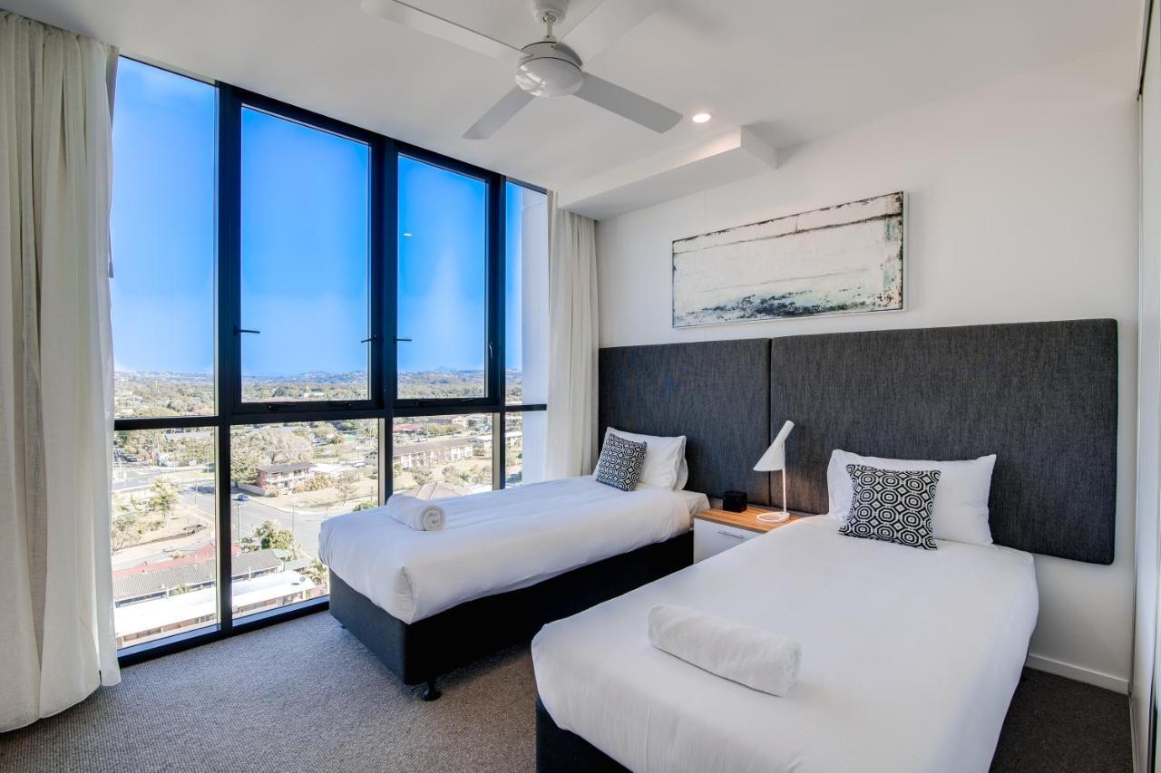 Iconic Kirra Beach Resort Gold Coast Buitenkant foto