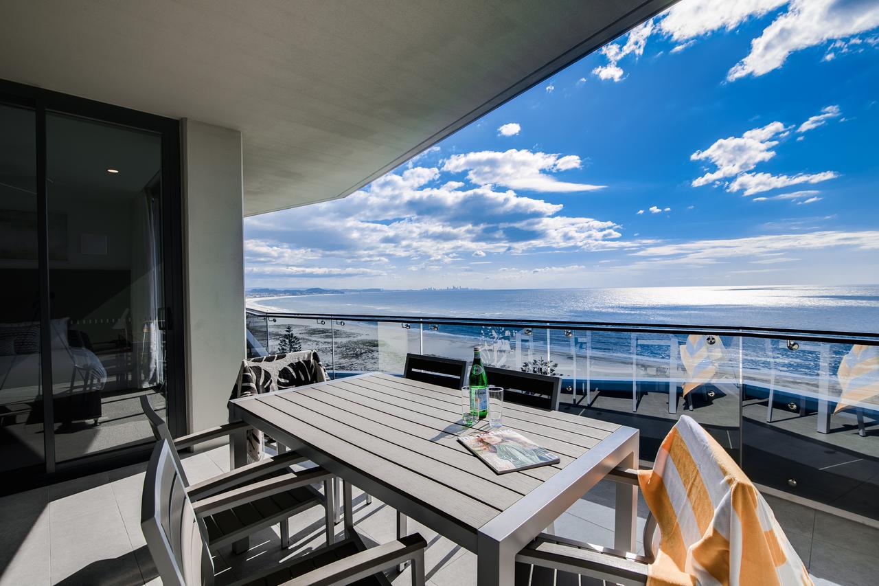 Iconic Kirra Beach Resort Gold Coast Buitenkant foto